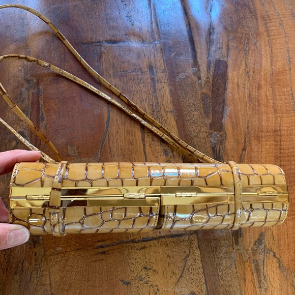 Purse - Picture 4 of 8